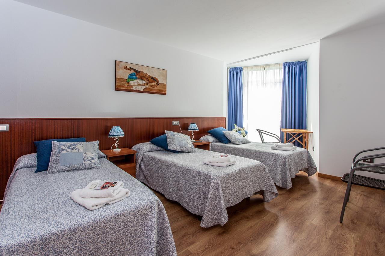 O Castelo Hotel ปาลัสเดเรย์ ภายนอก รูปภาพ